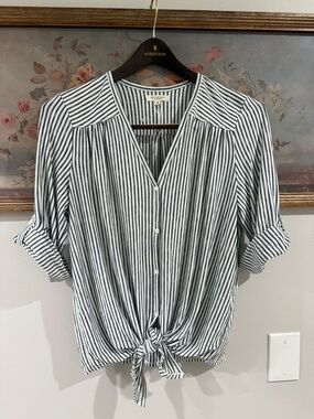 Max Studio Black & White Striped Tie-Front Button Down Blouse/Top Size XL